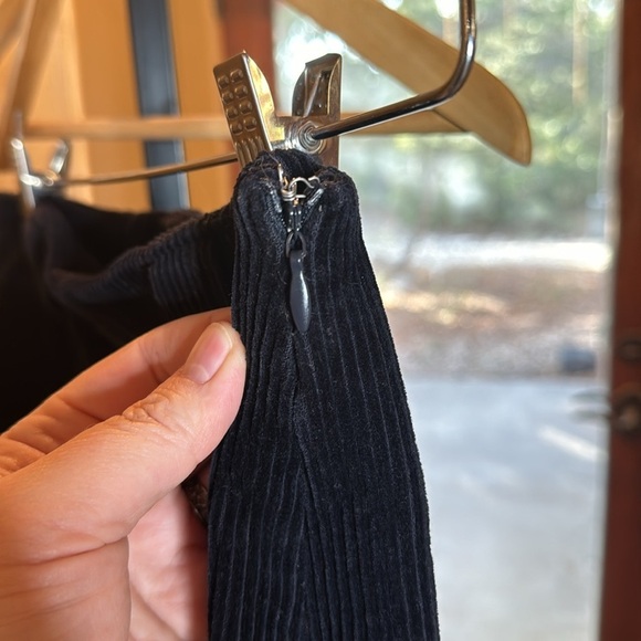 Urban Outfitters Franny High Waist Corduroy Mini Skirt Black Size Small - Picture 6 of 7